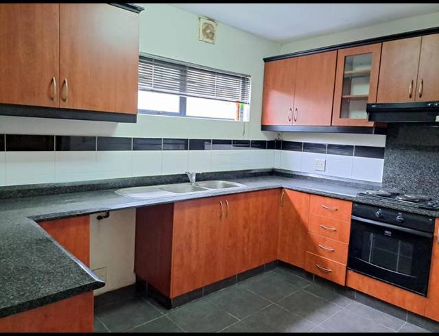 2 BEDROOM APARTMENT FOR SALE IN SYDENHAM